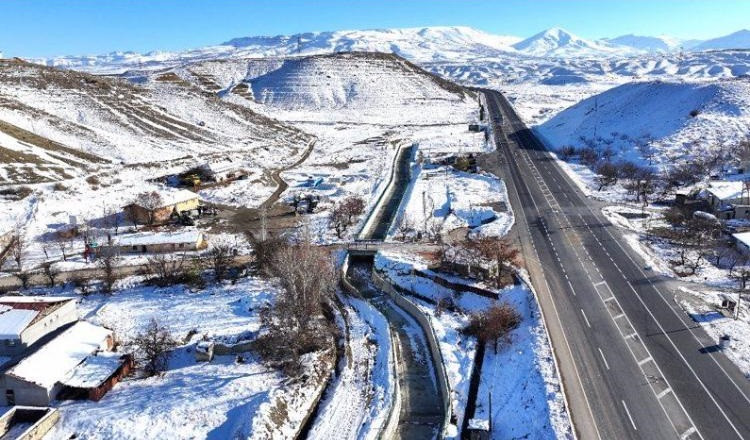 Akçatoprak taşkınlardan kurtuldu