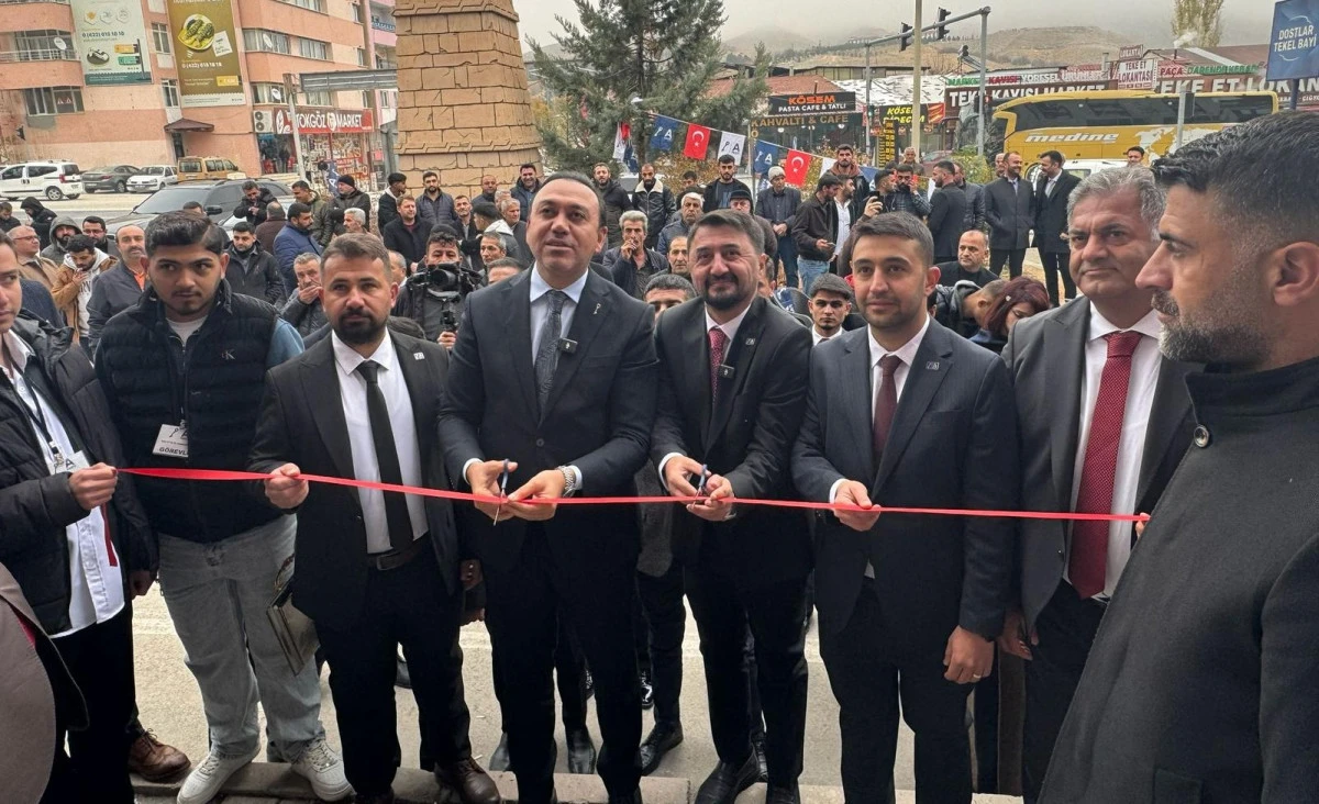 Anahtar Parti Binası Törenle Açıldı