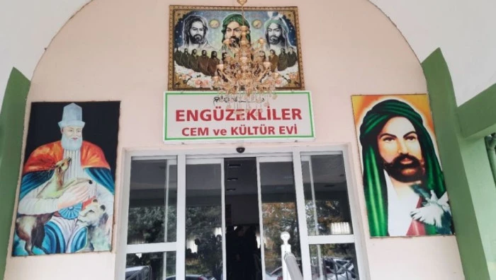 Cenaze Yemeklerine Devam