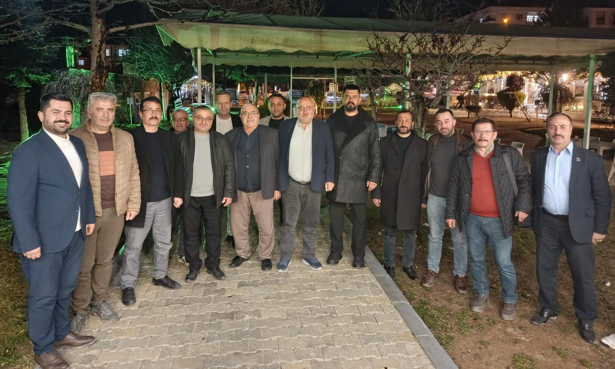 Darende&rsquo;de Siyasi Partiler Yan Yana 