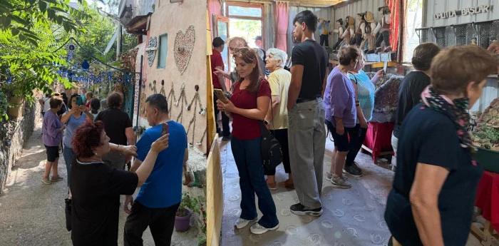Fikri Çalışkan Sanat Evi’ne yoğun ilgi