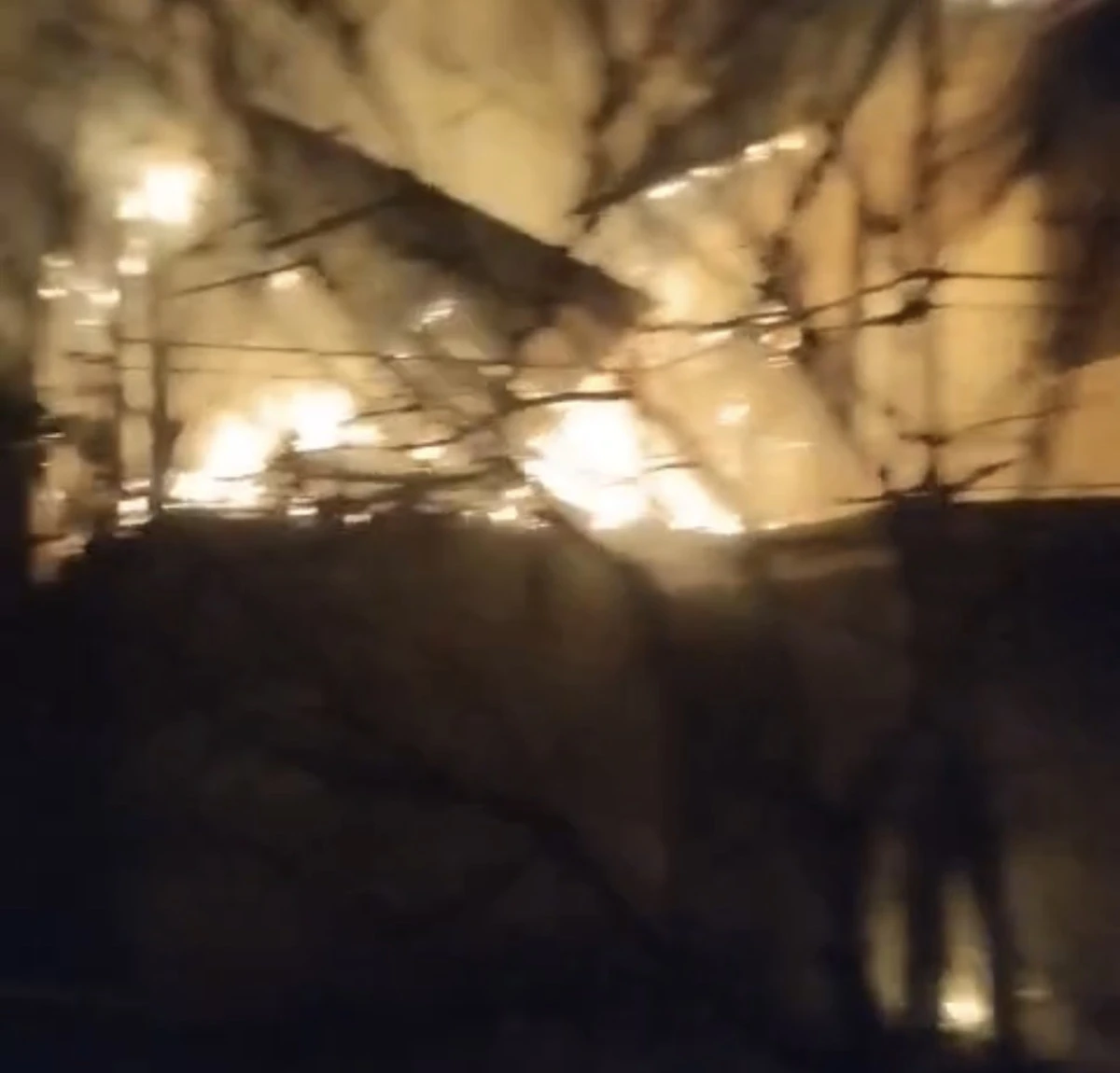 Sandıkkaya&rsquo;da Yangın Korkuttu