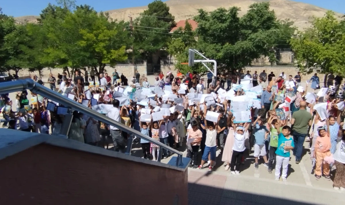 Yılın Son Zili Çaldı