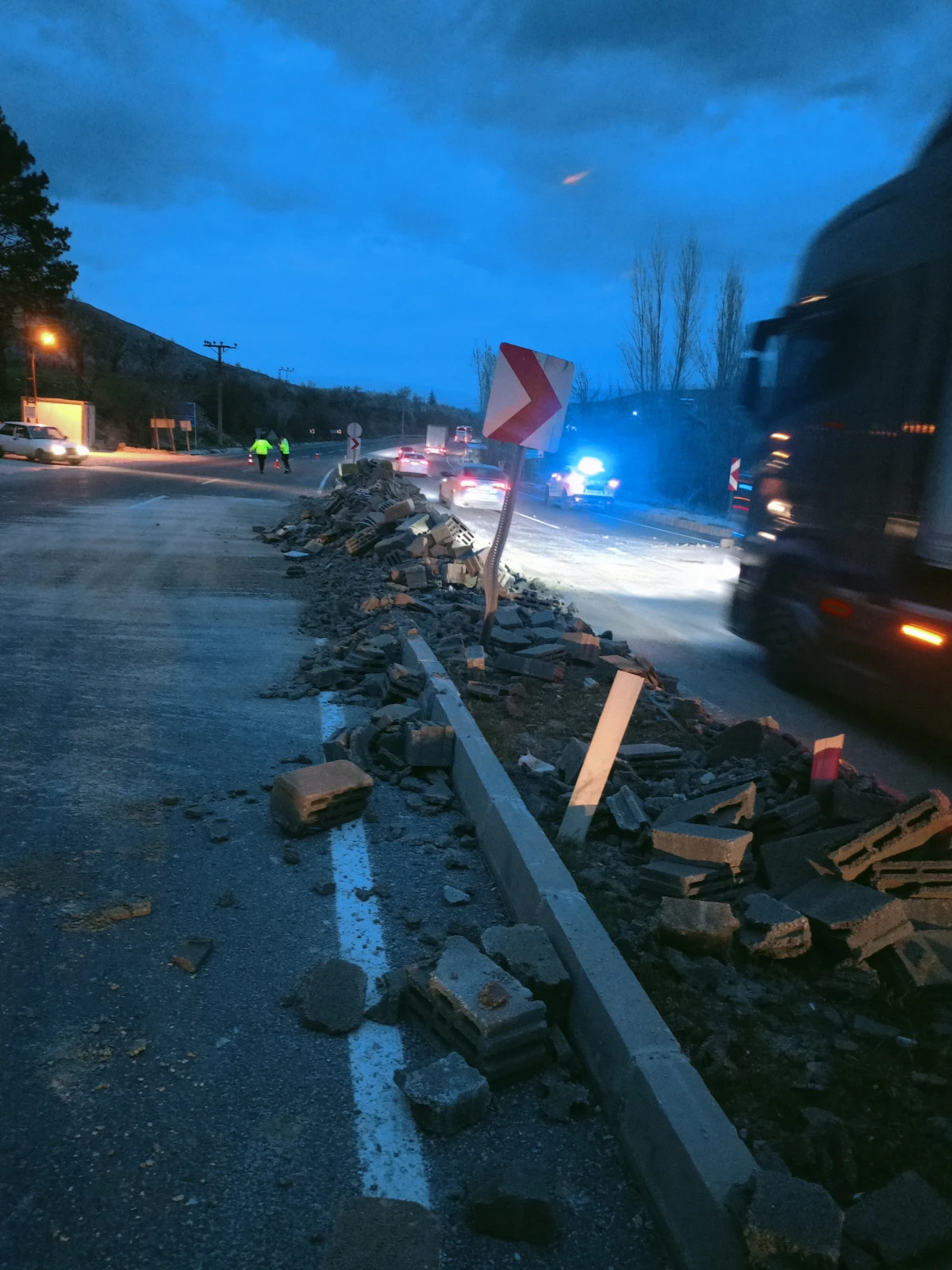 Yukarıulupınar'da tır kazası