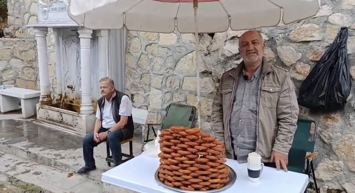 20 Yıl Önce Bir Mola Verdi, Ekmek Kapısını Buldu