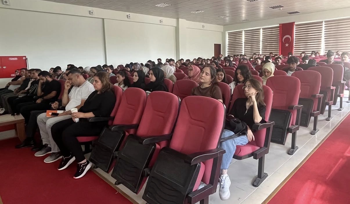 Darende Bekir Ilıcak MYO’da Oryantasyon Toplantısı