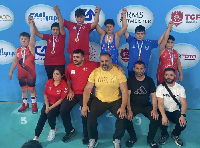 Akovalı Miraç Türkiye Beşincisi