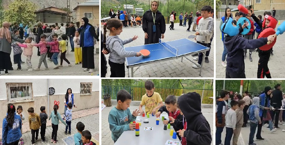 Ayvalı’da çocuklar gönüllerince eğlendi