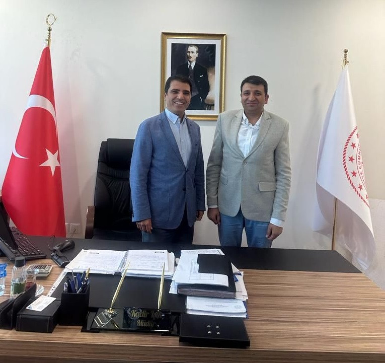 Darendeli Işık, Süleyman  Yalçın’a idari müdür oldu
