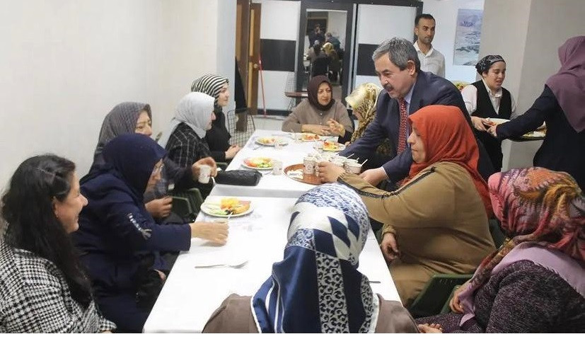 Eser, servisi kendi yaptı