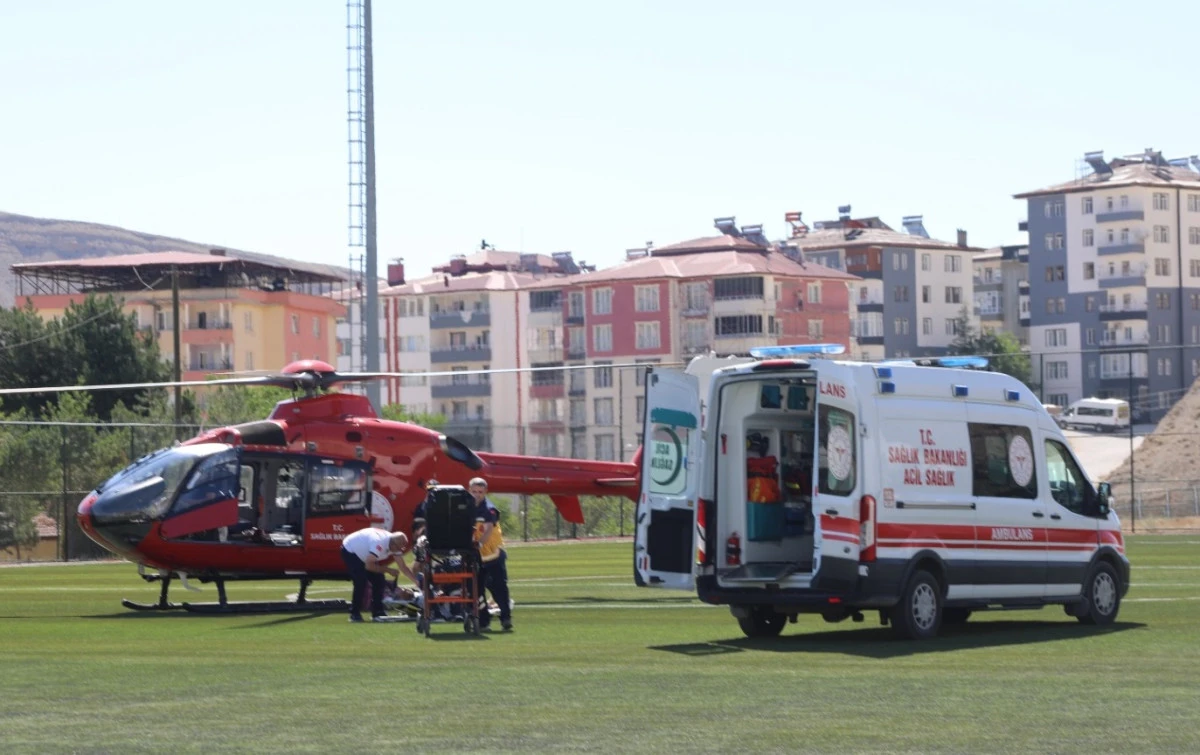 Hava Ambulansı Kalp Hastasını Aldı