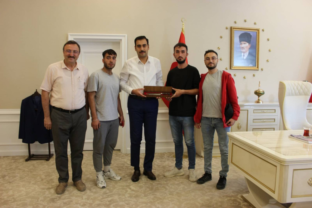 Hazeynce’nin Belgeseli Çekiliyor