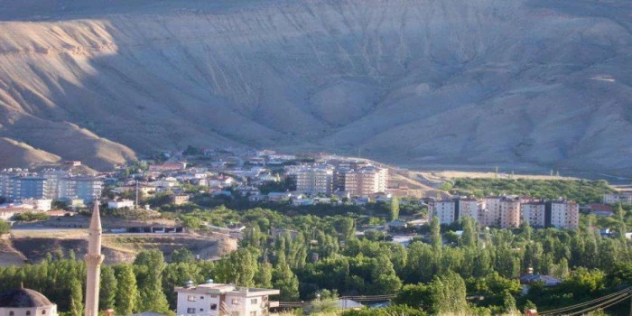 Heyiketeği Birinci, Kuzpınar Sonuncu