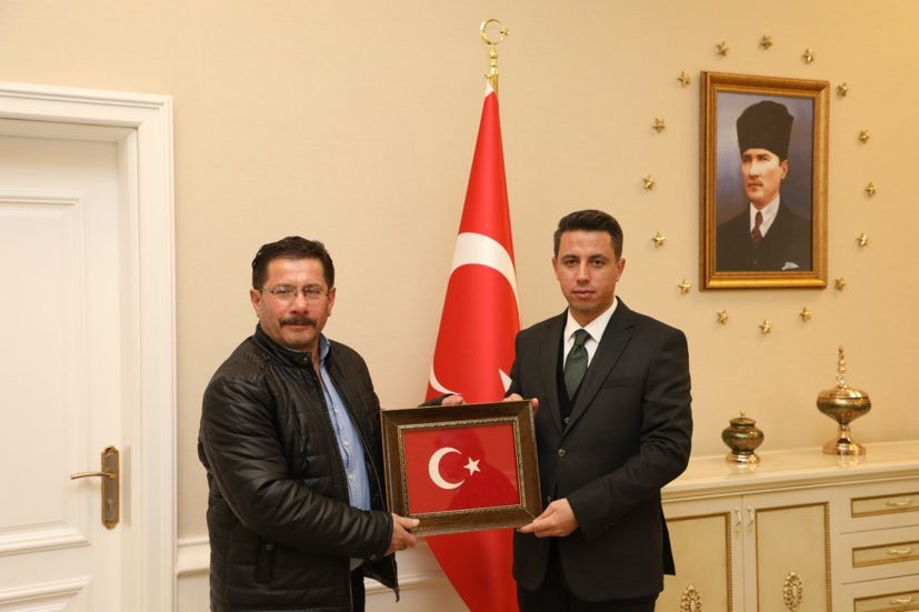 Hizmet için birlikte çalışacağız