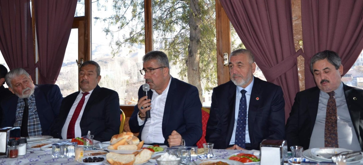 Özkan, bir ilke imza attı