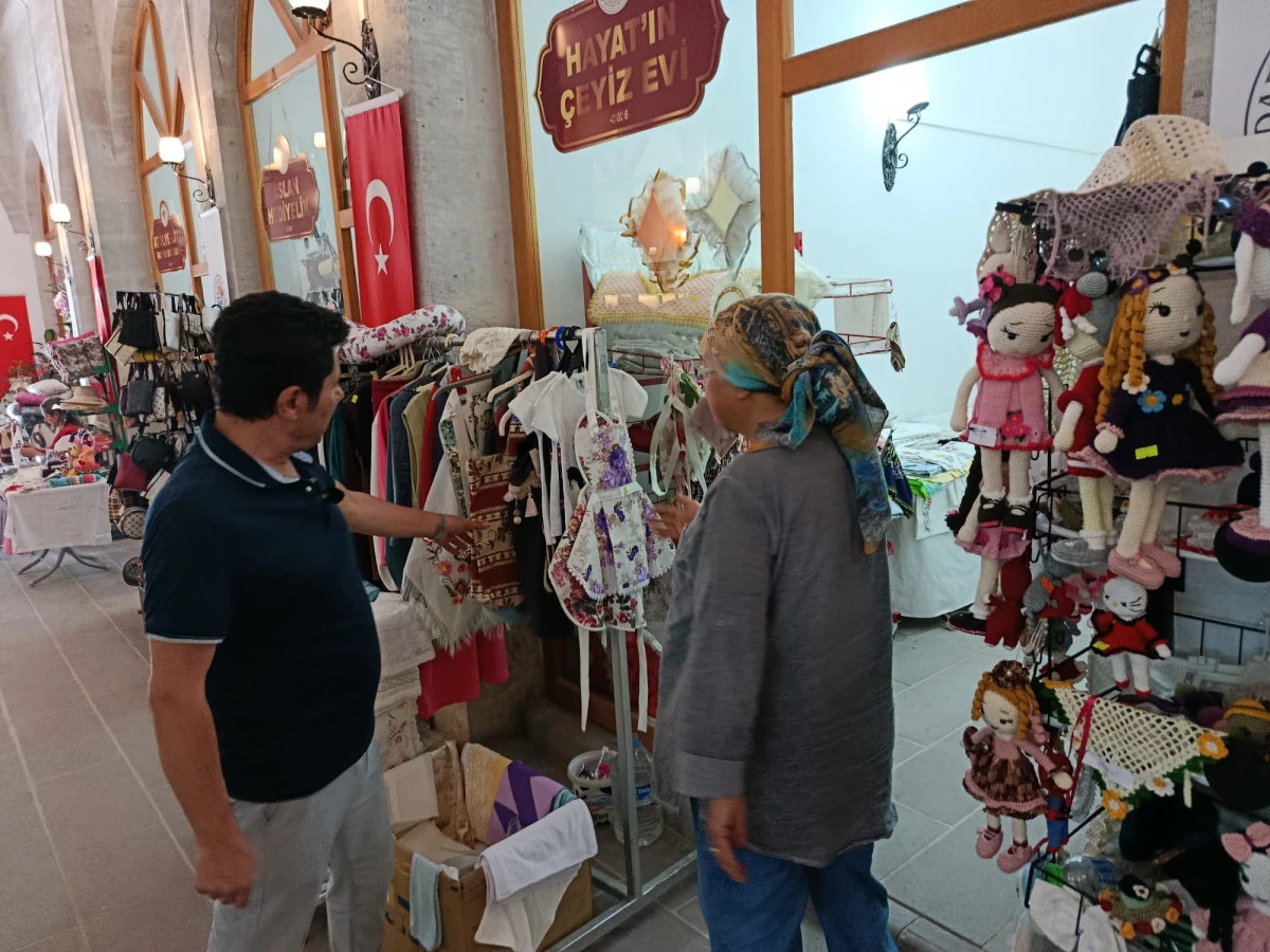 Satılmış’tan kadınlara destek