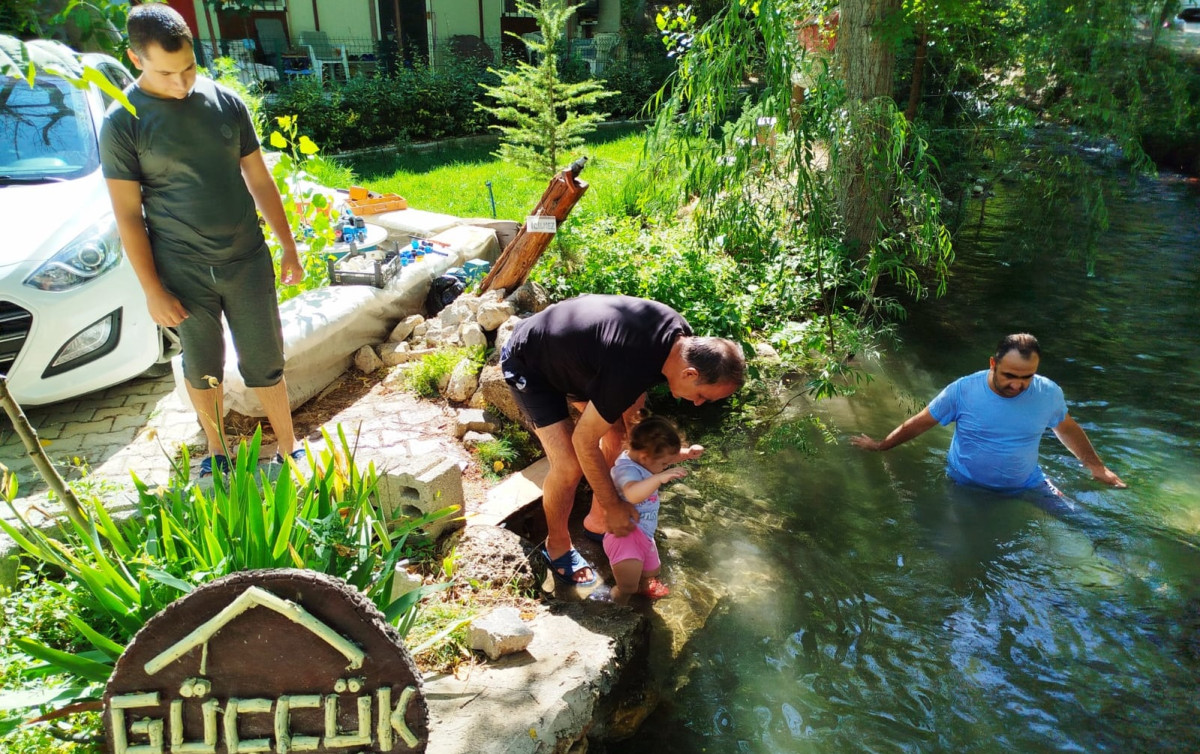 Serinlemek için Güçcük Eve