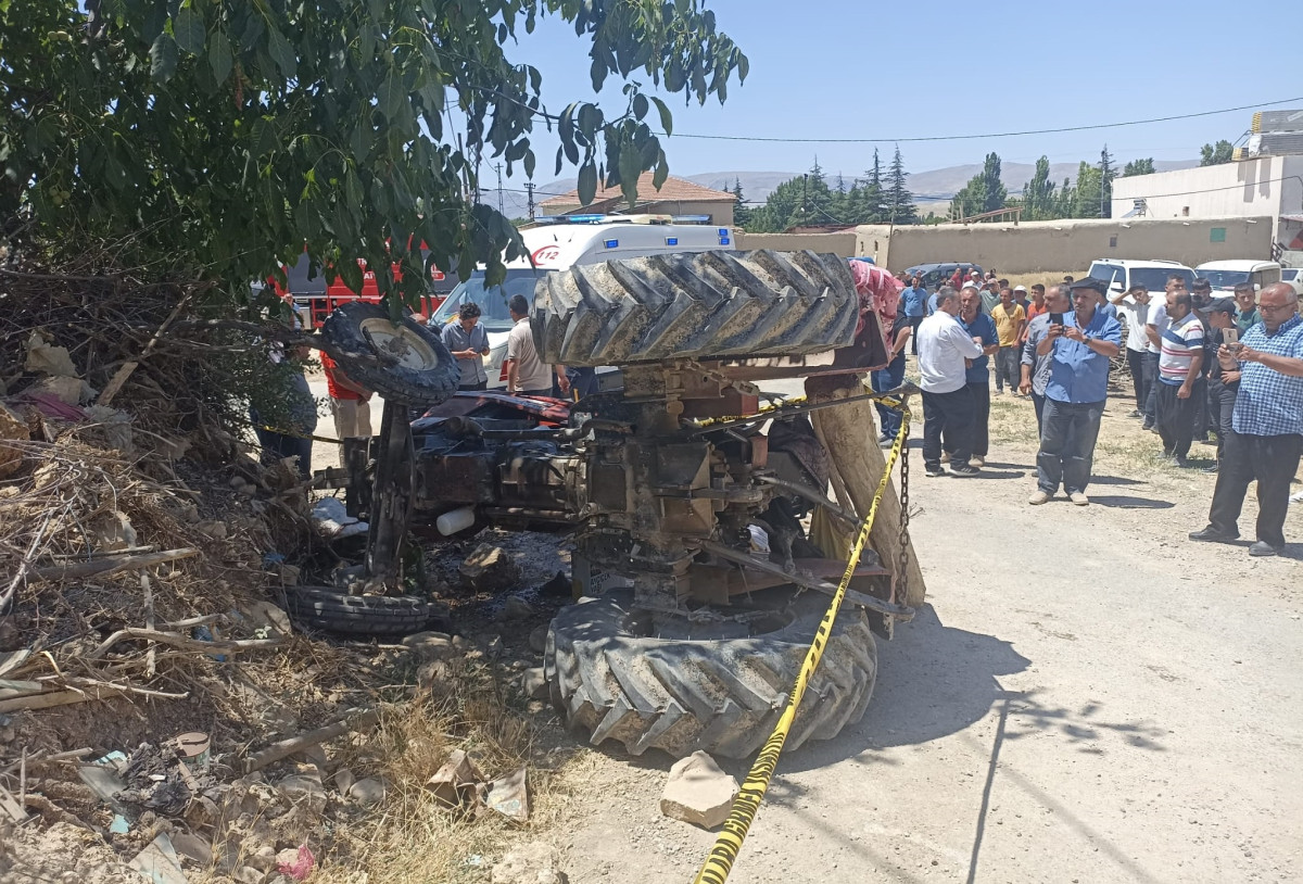 Traktör kazası: 1 ölü, 1 yaralı